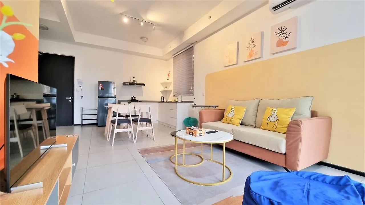 Cozy Minimalist Suite At Urban Suites Georgetown By Superstay Jelutong Apartment