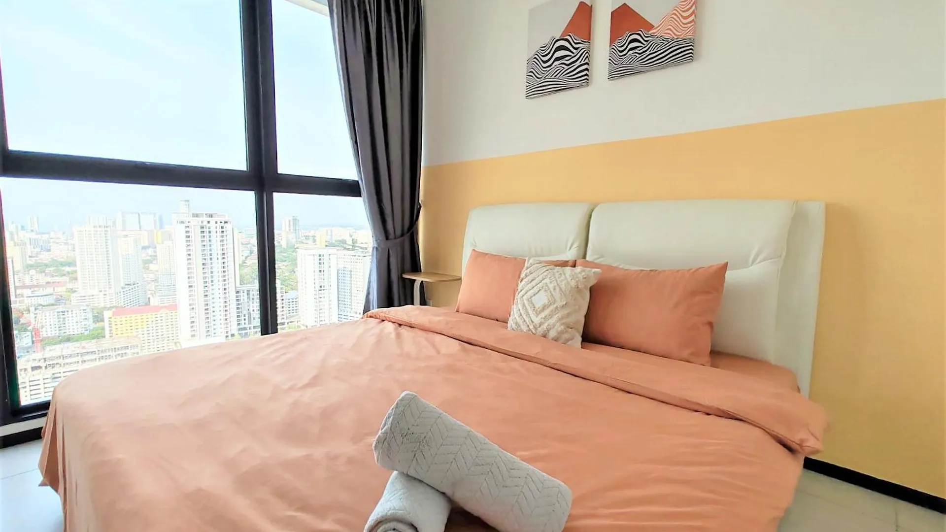 Cozy Minimalist Suite At Urban Suites Georgetown By Superstay Jelutong