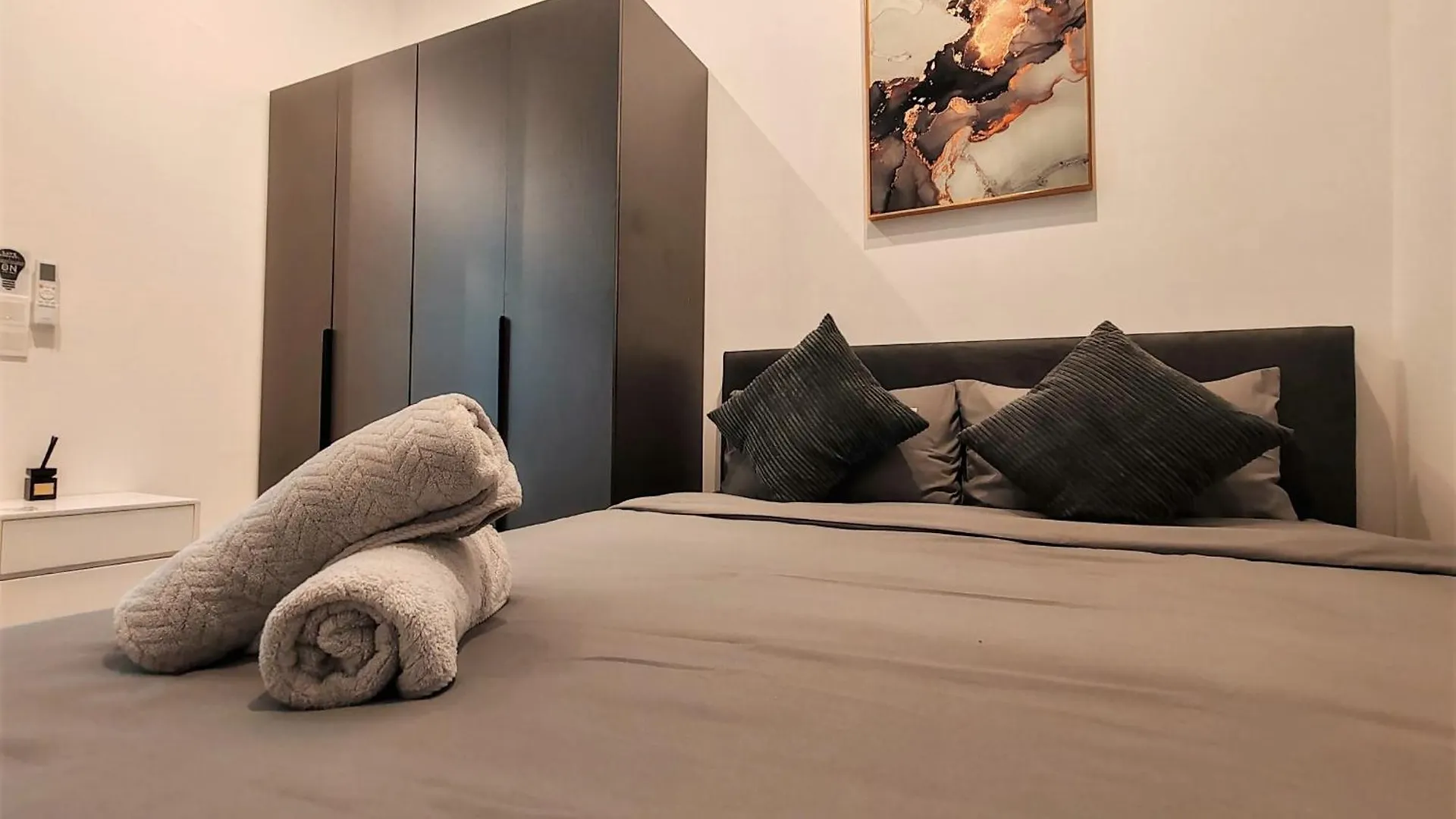 Apartment Cozy Minimalist Suite At Urban Suites Georgetown By Superstay Jelutong