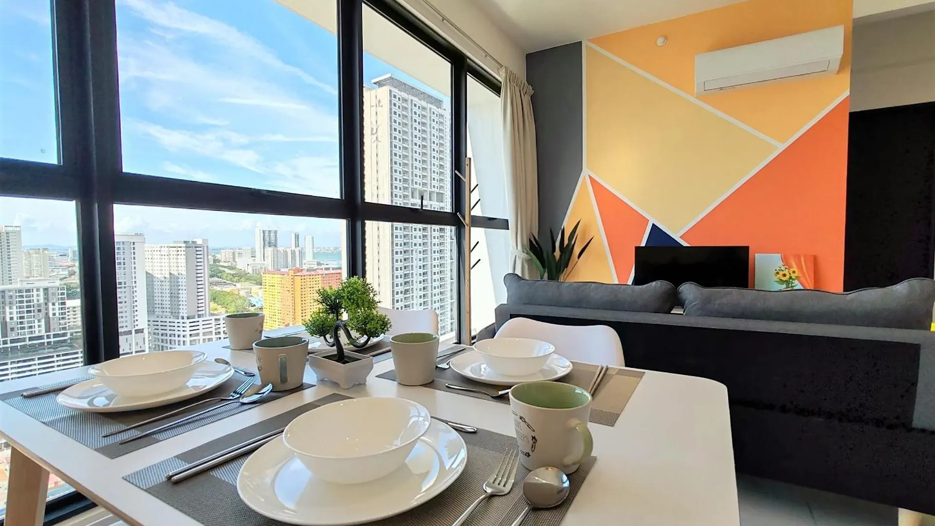 Apartment Cozy Minimalist Suite At Urban Suites Georgetown By Superstay Jelutong