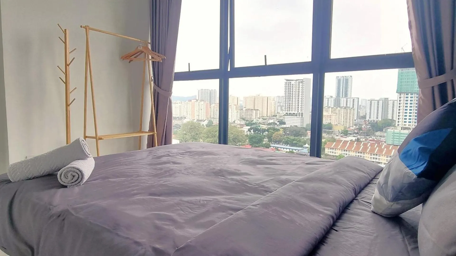 Cozy Minimalist Suite At Urban Suites Georgetown By Superstay Jelutong Malaysia