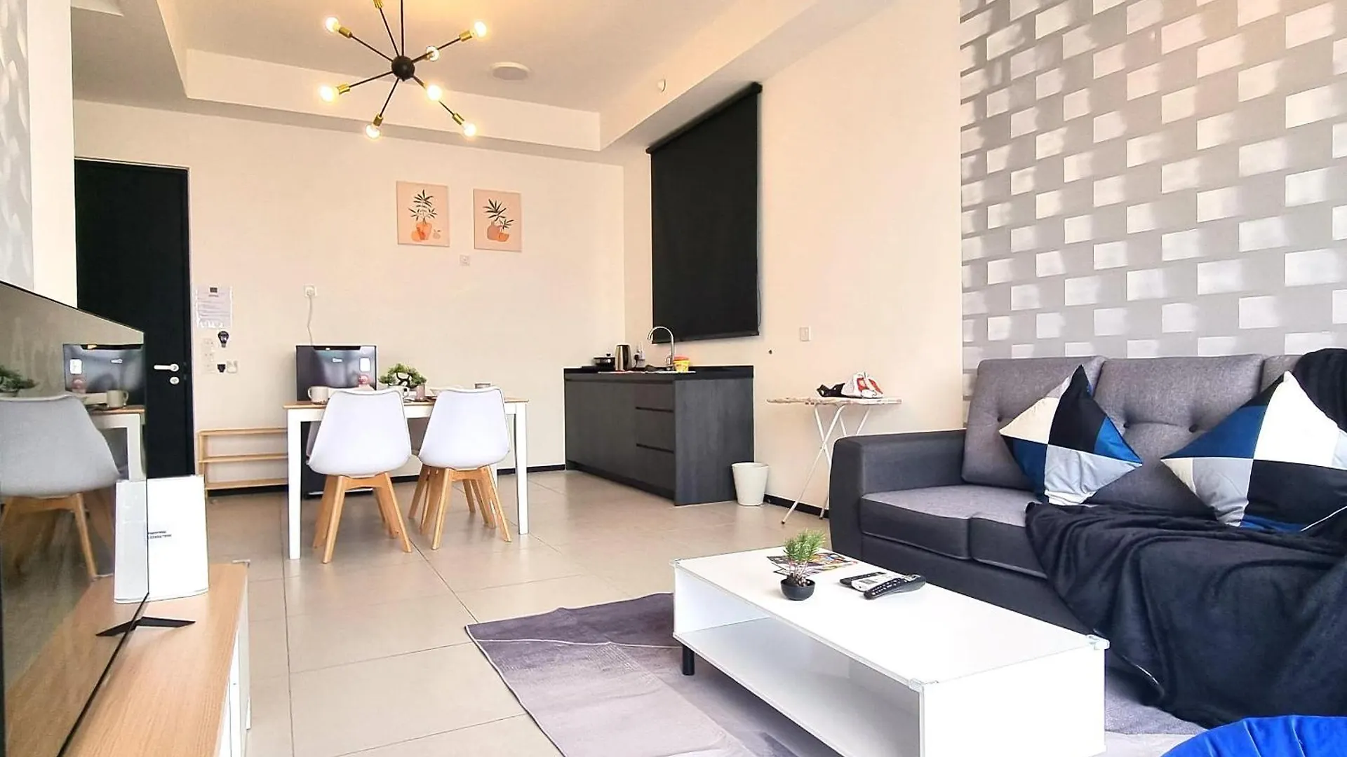 Cozy Minimalist Suite At Urban Suites Georgetown By Superstay Jelutong