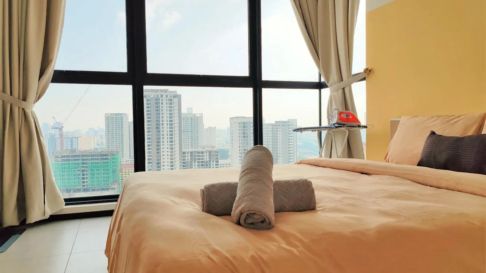 Cozy Minimalist Suite At Urban Suites Georgetown By Superstay Jelutong
