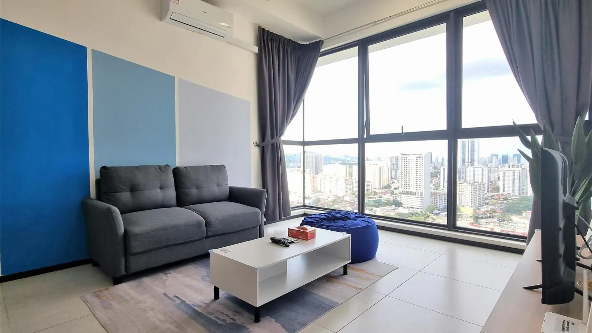 Апартаменты Cozy Minimalist Suite At Urban Suites Georgetown By Superstay Jelutong